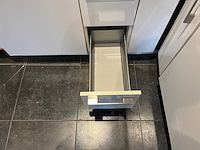 Keuken met apparatuur - afbeelding 35 van  35