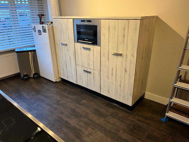 Keuken met apparatuur - afbeelding 12 van  29