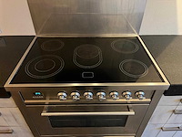 Keuken met apparatuur - afbeelding 28 van  29