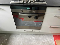 Keuken met apparatuur - afbeelding 4 van  23