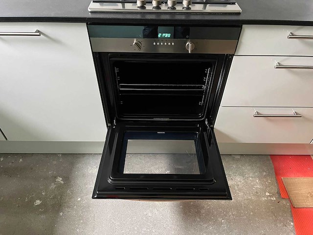 Keuken met apparatuur - afbeelding 6 van  23