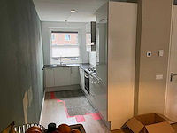 Keuken met apparatuur