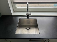 Keuken met apparatuur - afbeelding 17 van  23