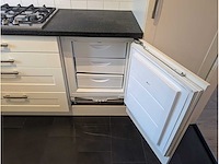 Keuken met apparatuur - afbeelding 3 van  37