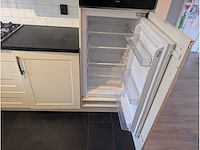 Keuken met apparatuur - afbeelding 6 van  37