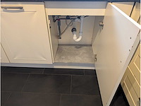 Keuken met apparatuur - afbeelding 18 van  37