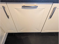 Keuken met apparatuur - afbeelding 28 van  37