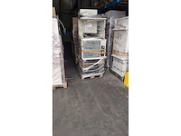 Keuken met apparatuur - afbeelding 31 van  37