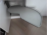 Keuken met apparatuur - afbeelding 4 van  24