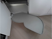 Keuken met apparatuur - afbeelding 22 van  24