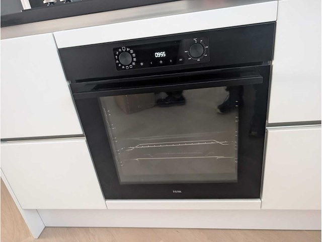 Keuken met apparatuur - afbeelding 23 van  24