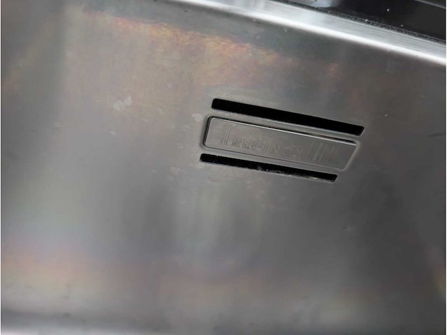 Keuken met apparatuur - afbeelding 18 van  24