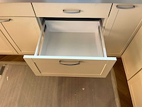 Keuken met apparatuur - afbeelding 30 van  34