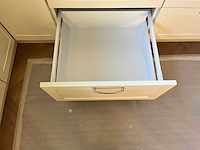 Keuken met apparatuur - afbeelding 14 van  34