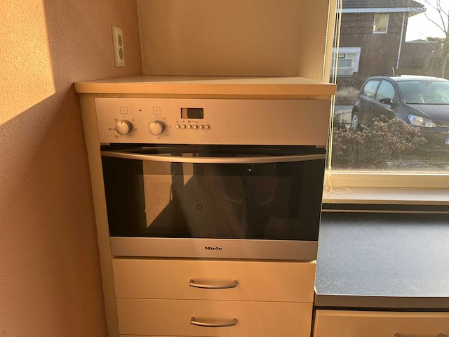 Keuken met apparatuur - afbeelding 11 van  34