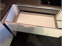 Keuken met apparatuur - afbeelding 7 van  28