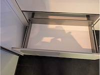 Keuken met apparatuur - afbeelding 24 van  28