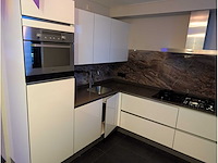 Keuken met apparatuur - afbeelding 26 van  28