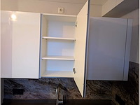 Keuken met apparatuur - afbeelding 20 van  28