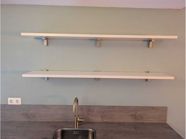 Keuken met apparatuur - afbeelding 3 van  32