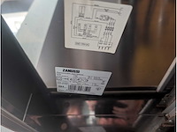 Keuken met apparatuur - afbeelding 13 van  32