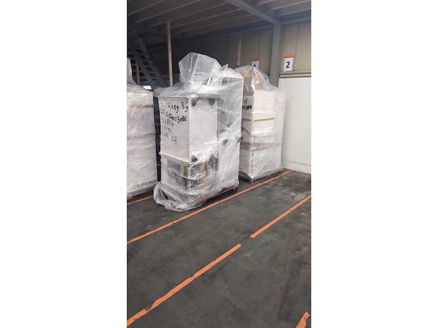 Keuken met apparatuur - afbeelding 20 van  32