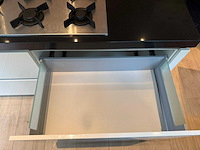 Keuken met apparatuur - afbeelding 22 van  35