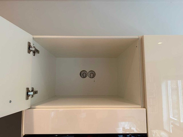 Keuken met apparatuur - afbeelding 23 van  35