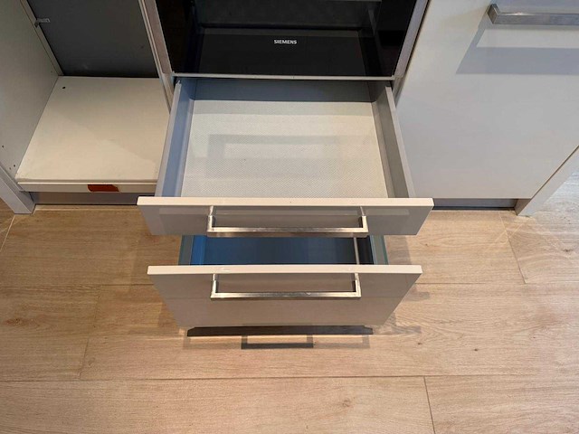 Keuken met apparatuur - afbeelding 35 van  35