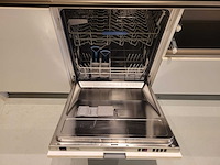 Keuken met apparatuur - afbeelding 9 van  26