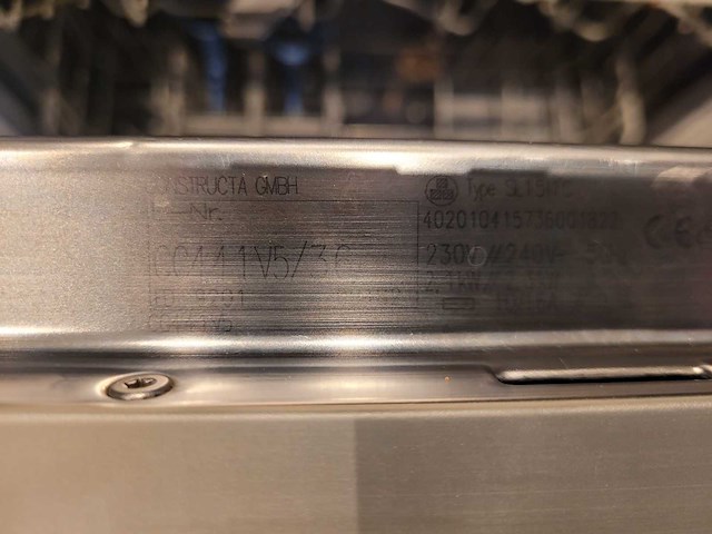 Keuken met apparatuur - afbeelding 13 van  26