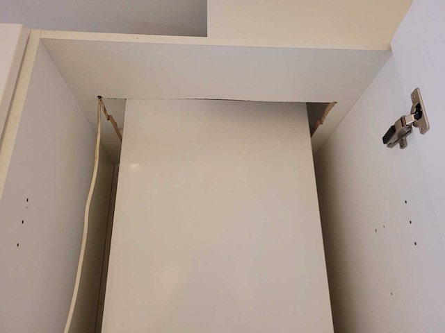 Keuken met apparatuur - afbeelding 16 van  26