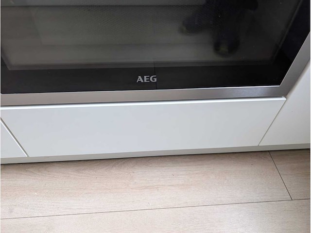 Keuken met apparatuur - afbeelding 2 van  27