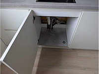 Keuken met apparatuur - afbeelding 15 van  27