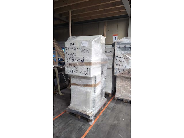 Keuken met apparatuur - afbeelding 20 van  27