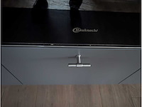 Keuken met apparatuur - afbeelding 32 van  39