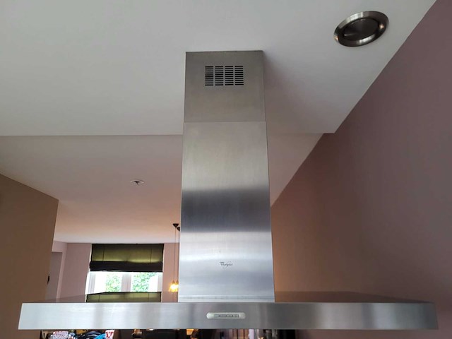 Keuken met apparatuur - afbeelding 13 van  21