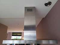 Keuken met apparatuur - afbeelding 13 van  21