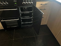 Keuken met apparatuur - afbeelding 38 van  38