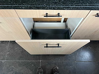 Keuken met apparatuur - afbeelding 15 van  25