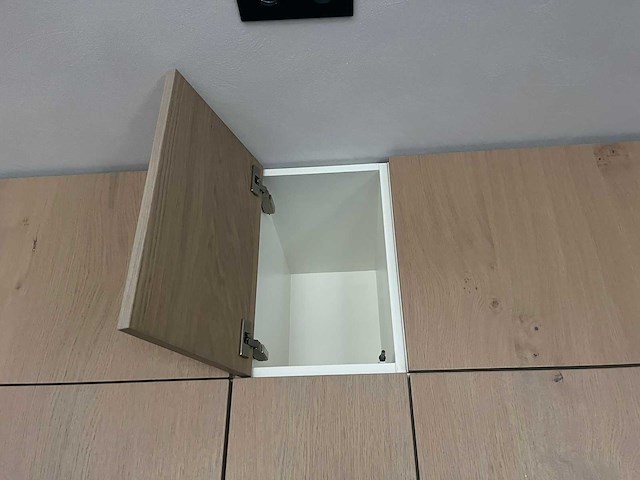 Keuken met apparatuur - afbeelding 22 van  25