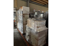 Keuken met apparatuur - afbeelding 23 van  27