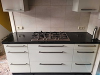 Keuken met apparatuur - afbeelding 25 van  27