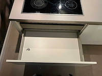 Keuken met apparatuur - afbeelding 17 van  24