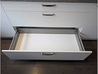 Keuken met apparatuur - afbeelding 4 van  27