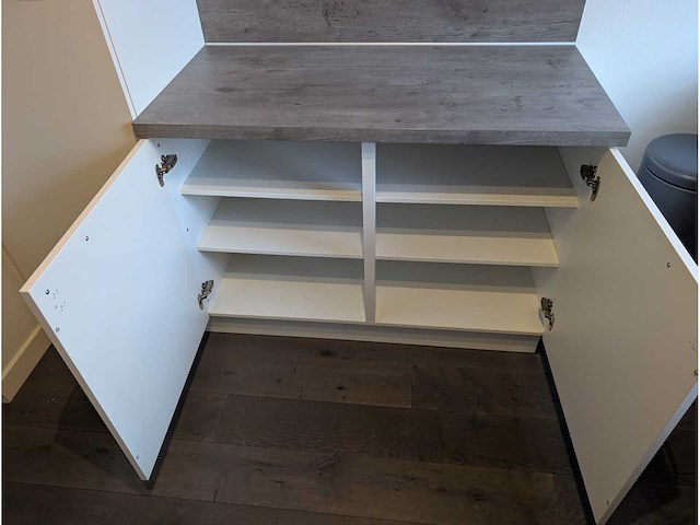 Keuken met apparatuur - afbeelding 5 van  27