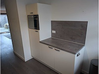 Keuken met apparatuur - afbeelding 12 van  27