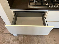 Keuken met apparatuur - afbeelding 15 van  19