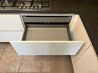 Keuken met apparatuur - afbeelding 18 van  19