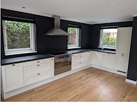 Keuken met apparatuur